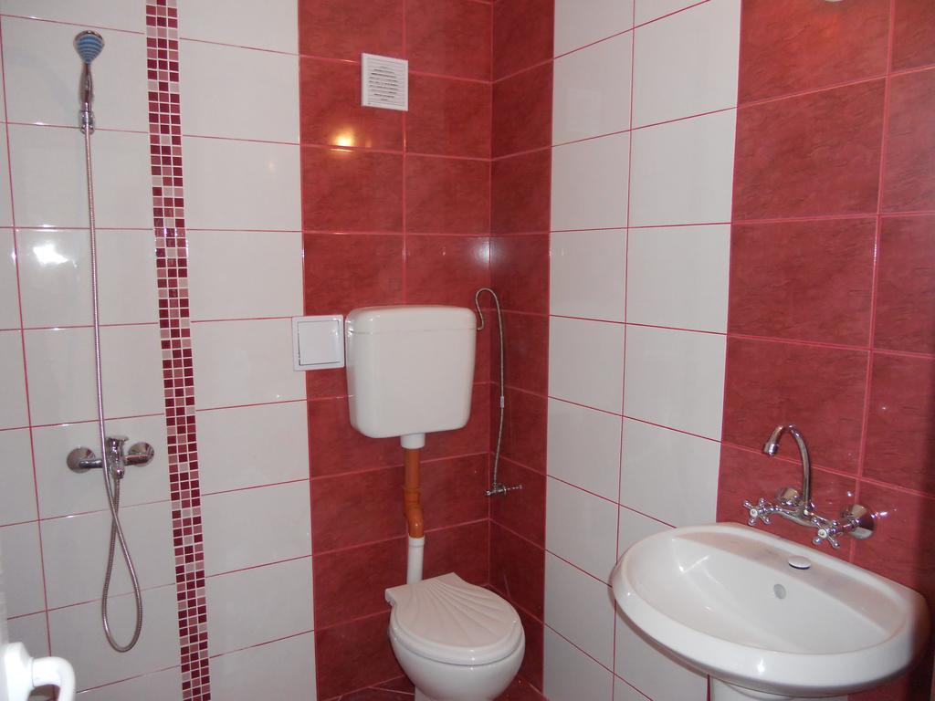 "Agatopolis"- Подсигурено Безплатно Паркиране Hotel Ahtopol Eksteriør billede