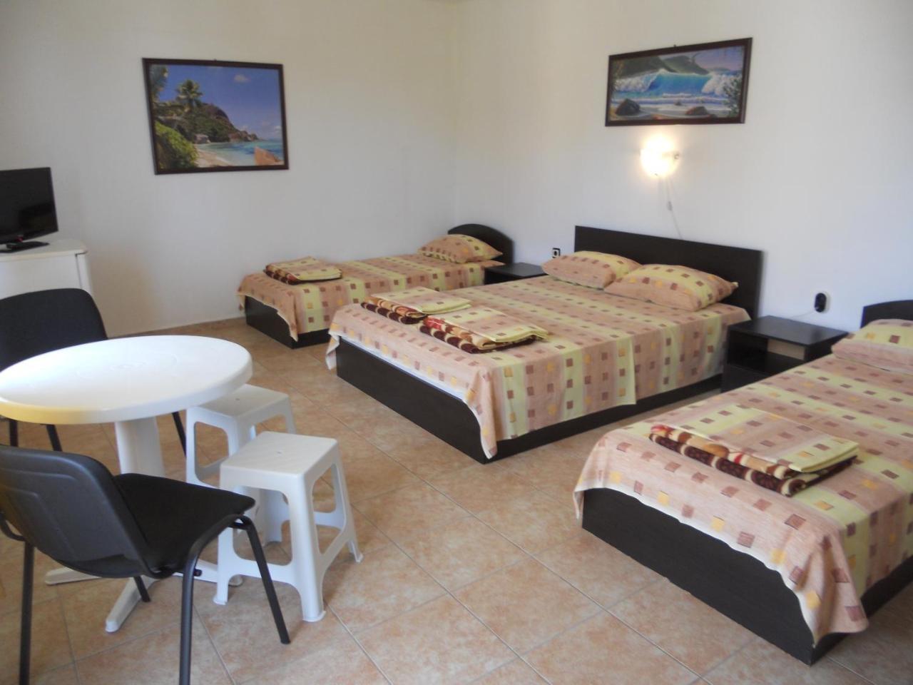 "Agatopolis"- Подсигурено Безплатно Паркиране Hotel Ahtopol Eksteriør billede